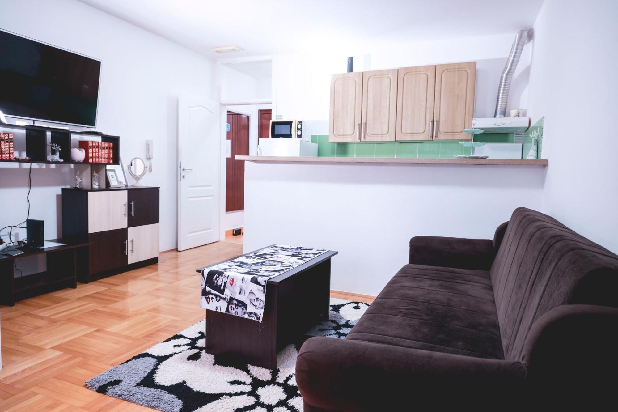 Lucasa Apartment Subotica Exterior photo